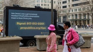 How to leak to a journalist